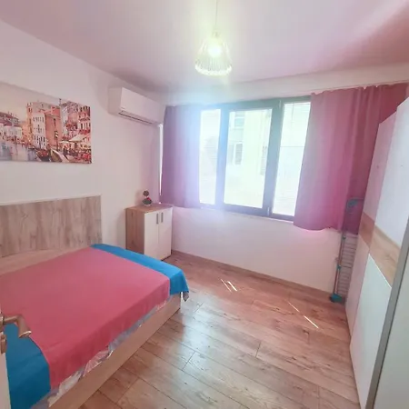 Apartment синьо бижу Bijou Blue - топ център *
