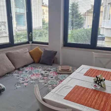 Apartment синьо бижу Bijou Blue - топ център